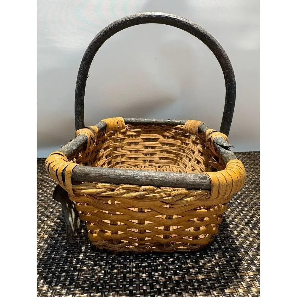 Small basket